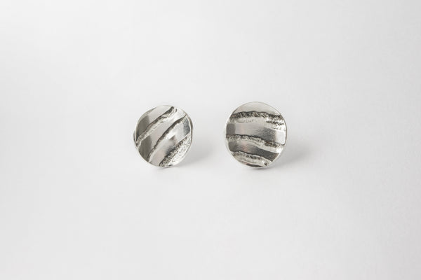 Concave textured striped oxidised silver stud