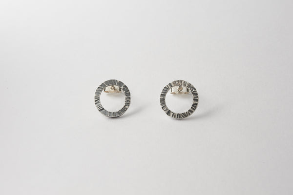 Oxidised textured small stud