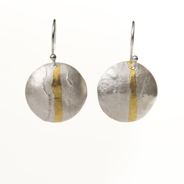 Textured silver drop earring, with a 24carat gold keum boo stripe.